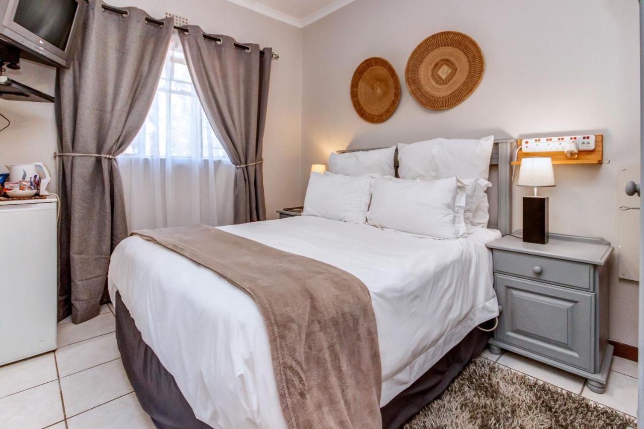Dalberry Guest House ヨハネスブルグ エクステリア 写真